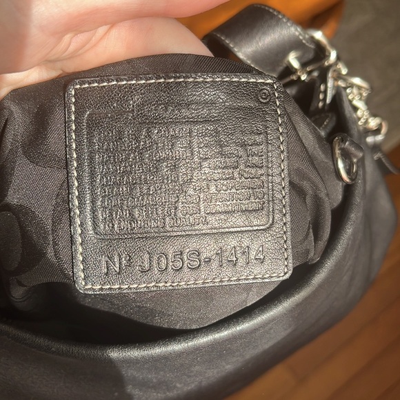 Coach Soho Duffle Purse Convertible Black Boho Leather J05S-1414 legacy tassel - Picture 6 of 12